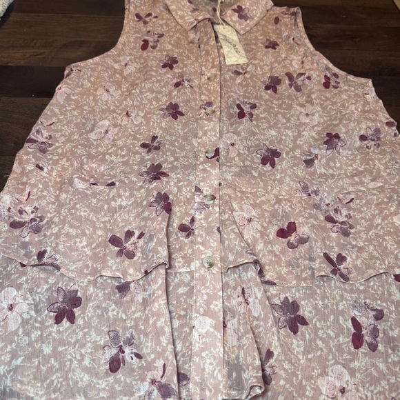 Mystree Floral Button-Up Sleeveless Blouse - Pink and Cream, Size Small - Picture 7 of 11